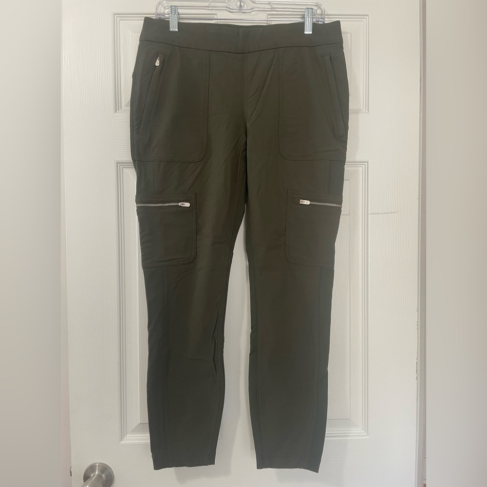 Athleta Women’s Dark Green Cargo Pants